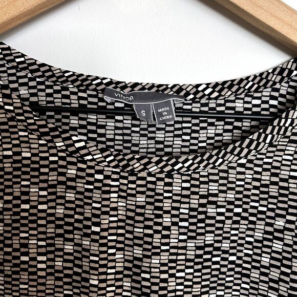 Vince 100% Silk Mosaic Sort Sleeve Blouse - Picture 3 of 6